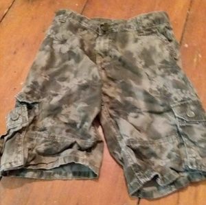 Wrangler cargo shorts boys size 10